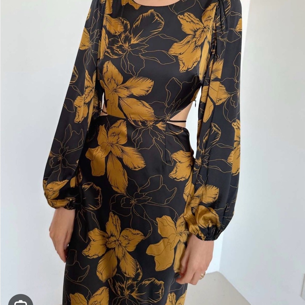 Astr Black and Gold Floral Long Sleeve Dress - Picture 3 of 5